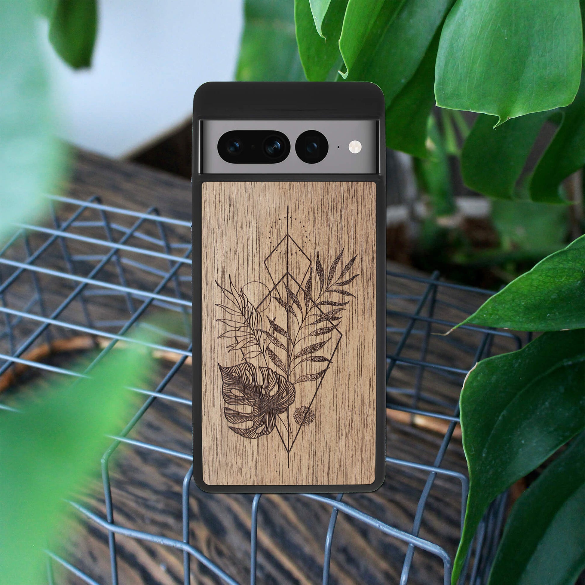 Wood Google Pixel 7 Pro Case Monstera