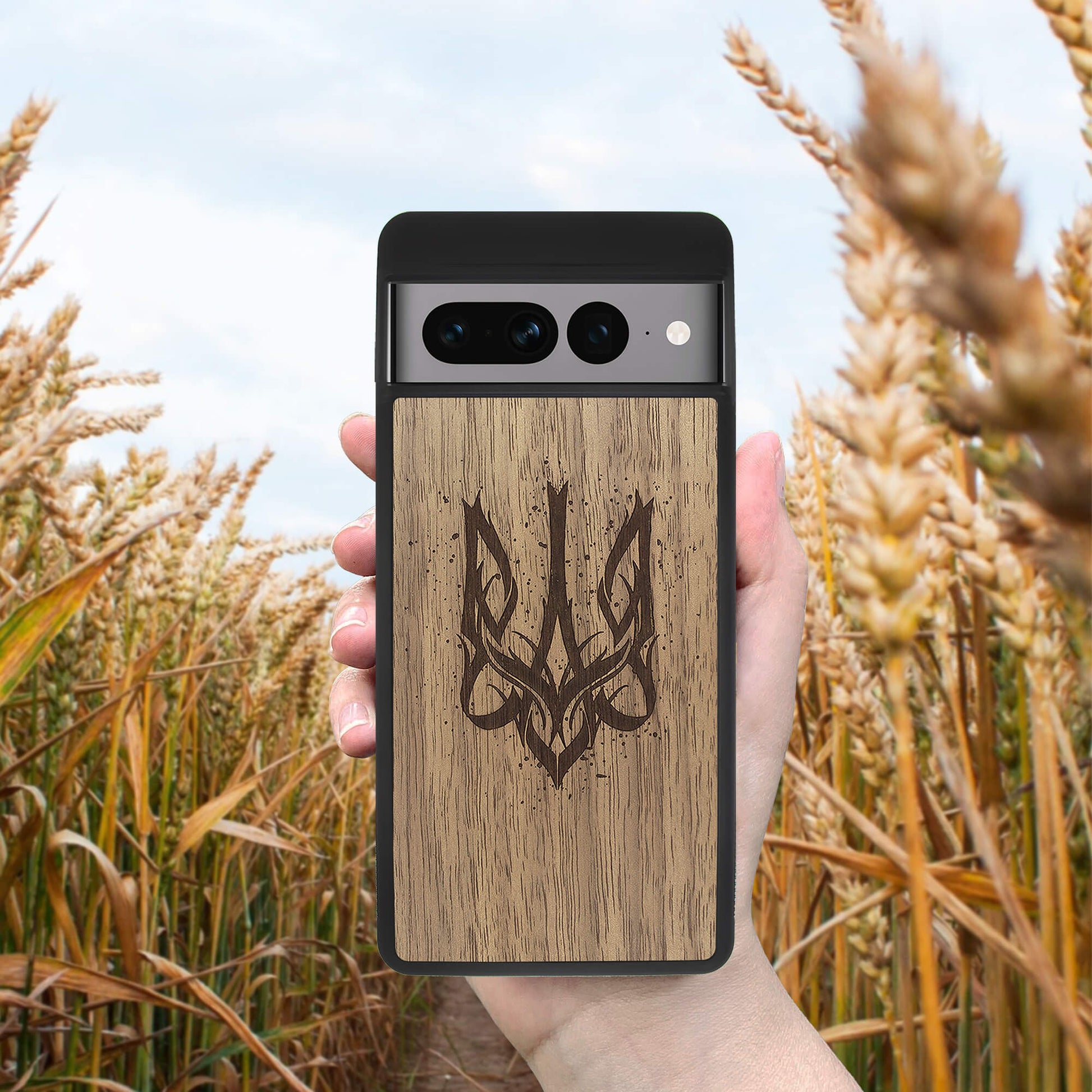 Wood Pixel 7 Case Ukrainian Trident Trizub