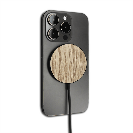 Oak MagSafe wireless charger