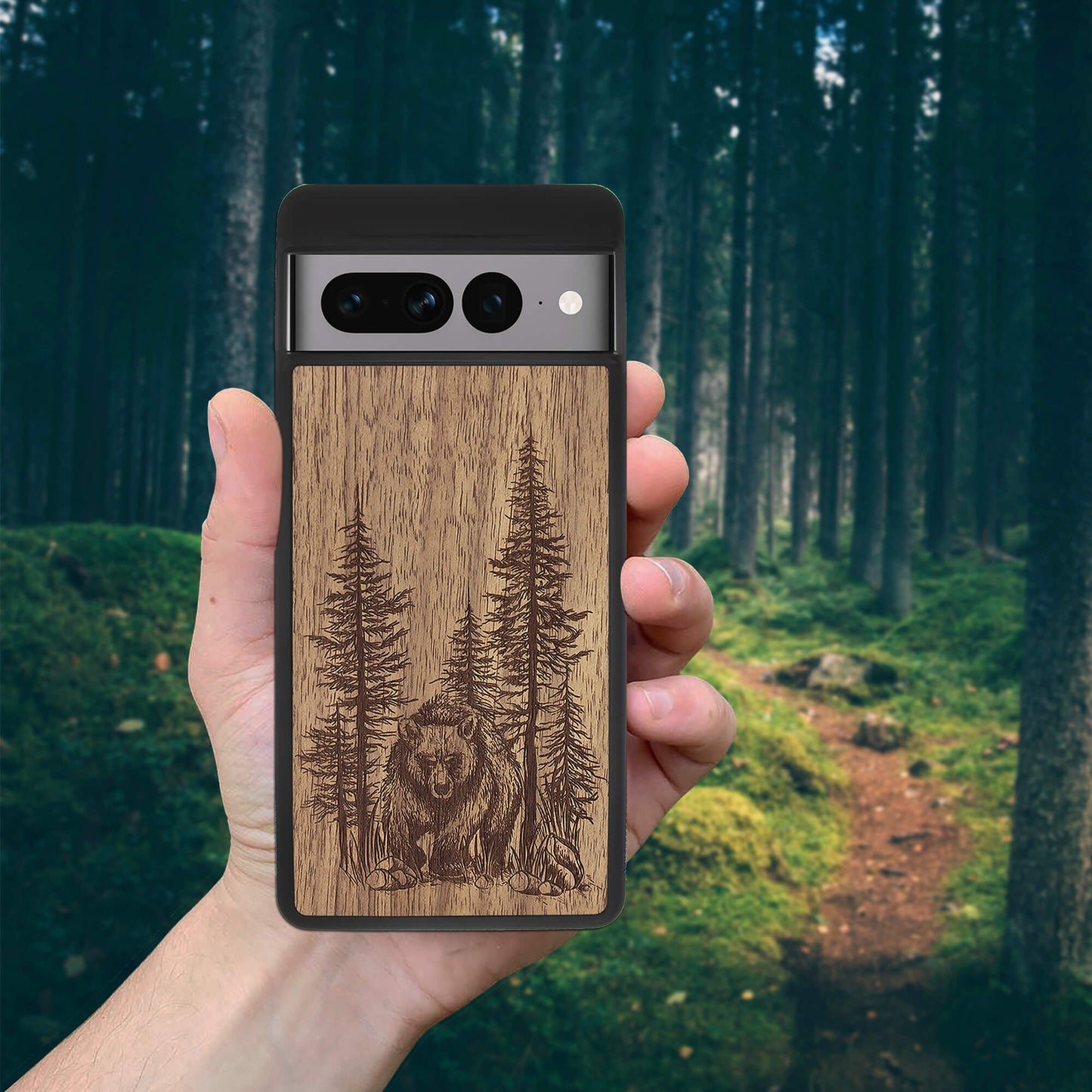 Wood Google Pixel 7 Case Bear Forest