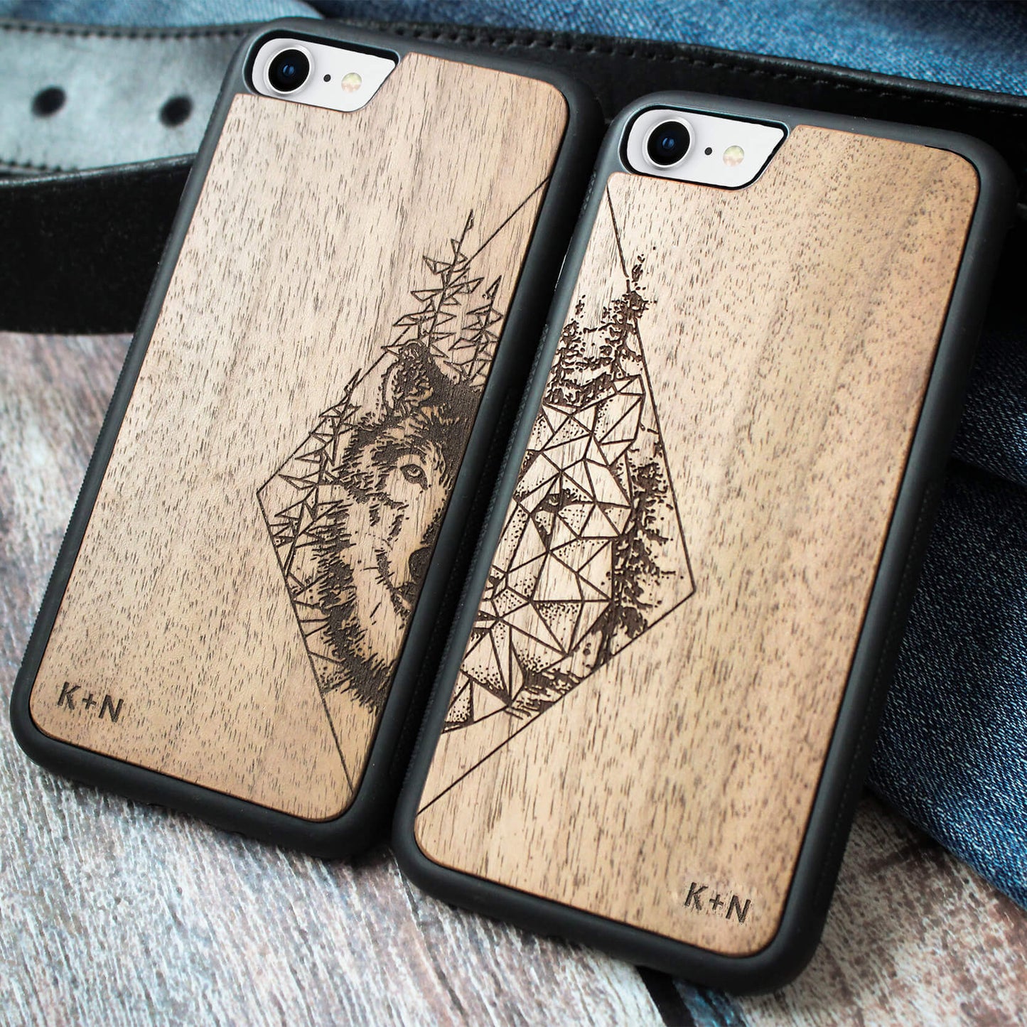 Wolf - Wooden Pixel Case for Couple