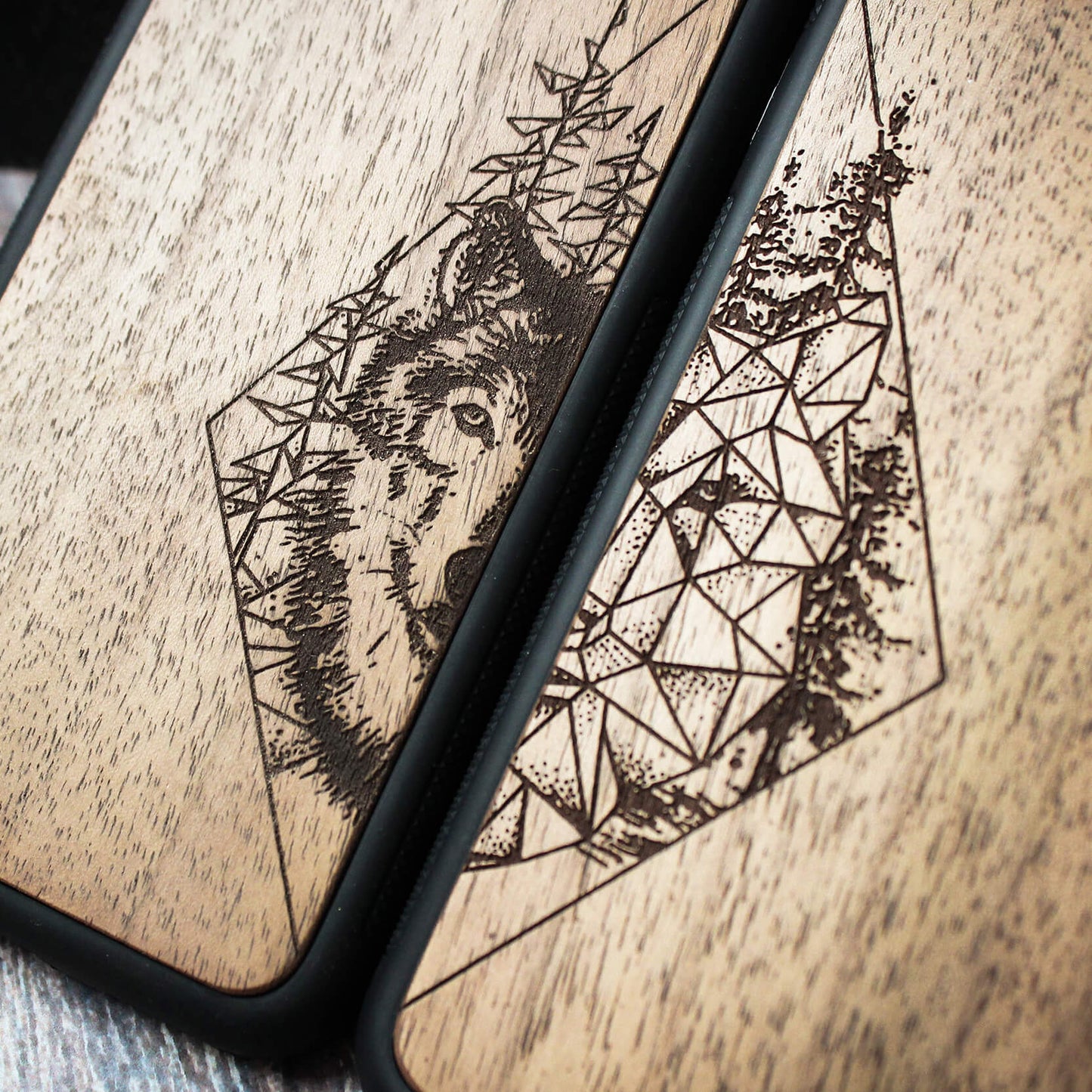 Wolf - Wooden Samsung Galaxy Pair Case
