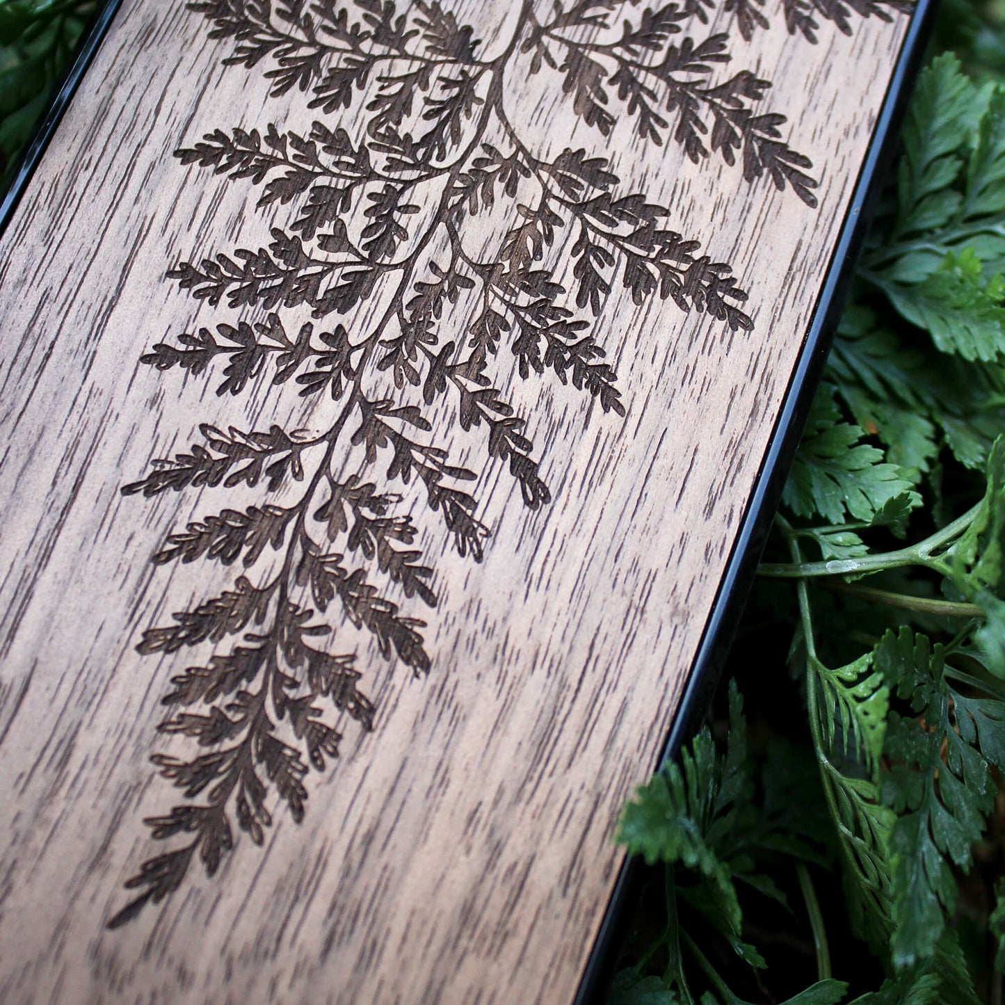 Fern engraved design WOODGRAW