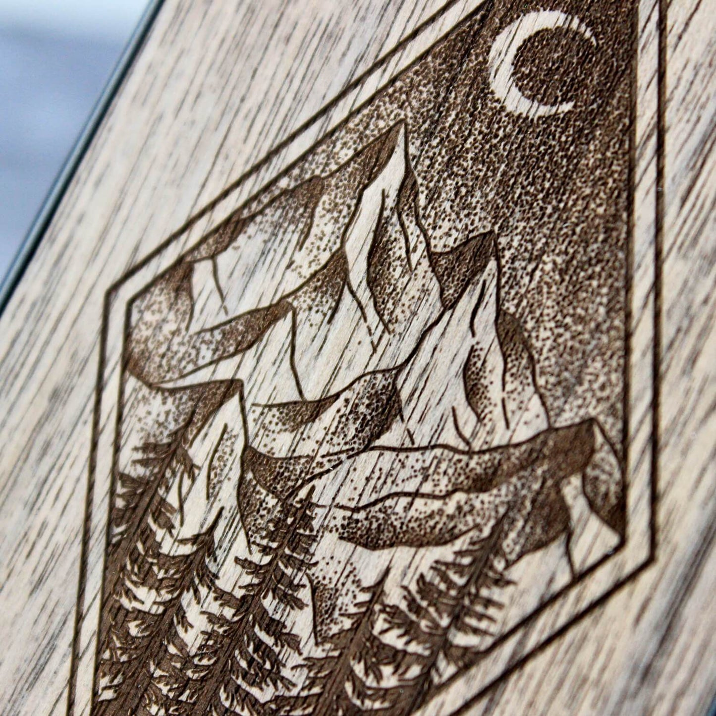 Mountain night design WOODGRAW